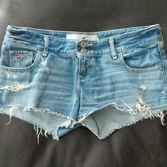 Hollister Pants - Hollister distressed Jean shorts